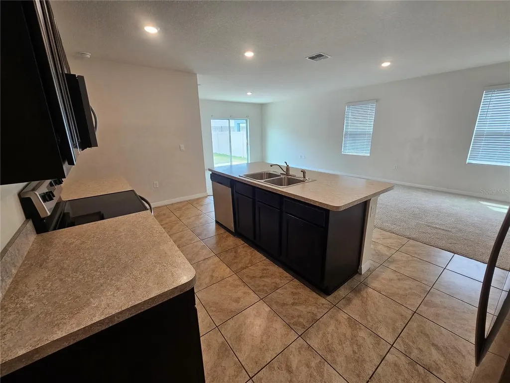 1387 Berry Lane Davenport FL 33837