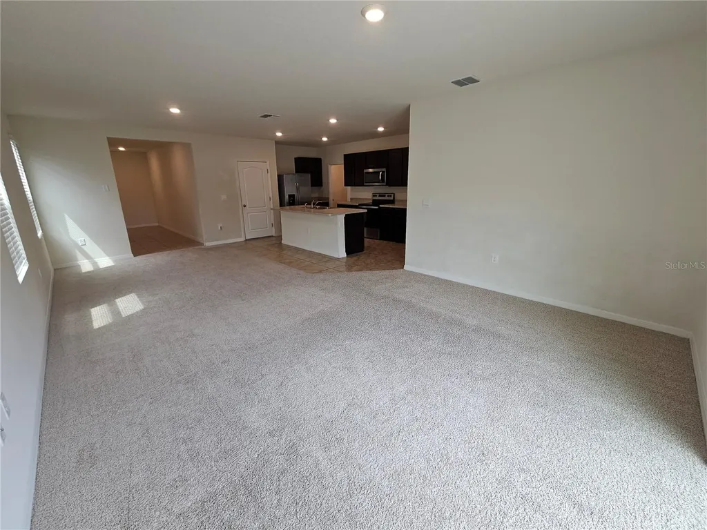 1387 Berry Lane Davenport FL 33837