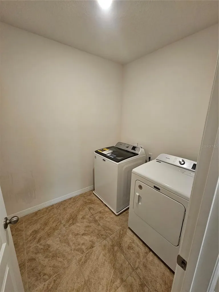 1387 Berry Lane Davenport FL 33837