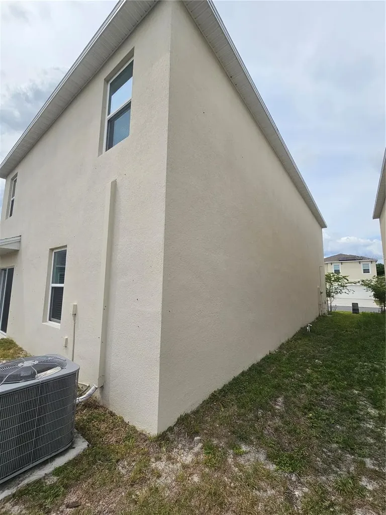 1387 Berry Lane Davenport FL 33837