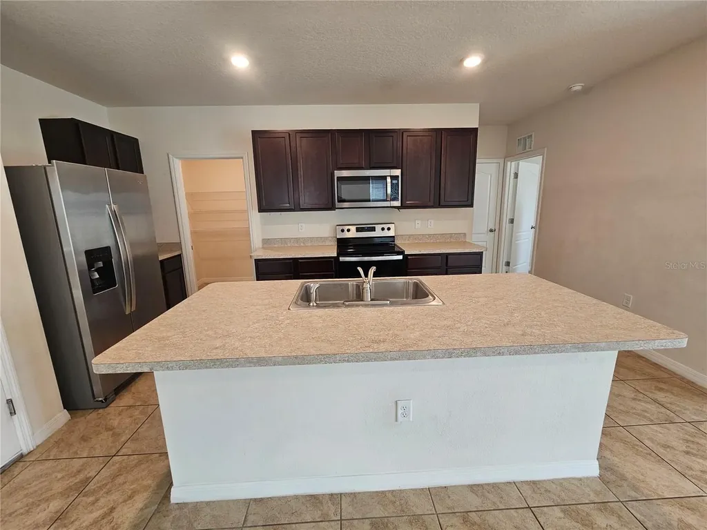 1387 Berry Lane Davenport FL 33837