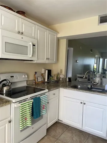 6343 Palma Del Mar Boulevard S St Petersburg FL 33715