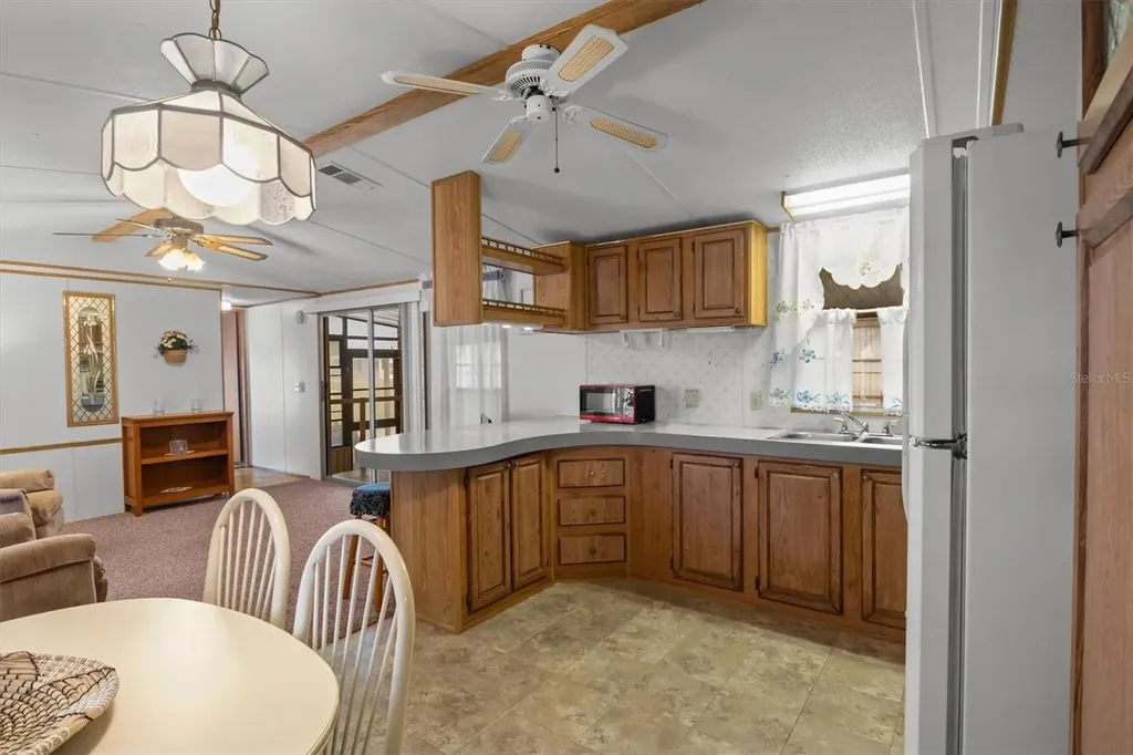 132 Orangewood Drive Lake Wales FL 33898