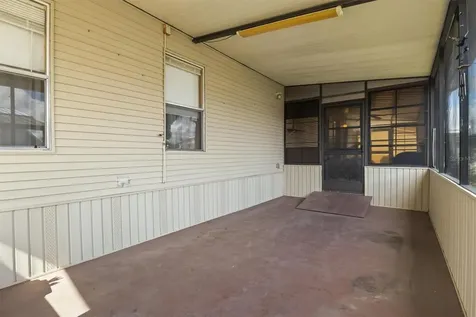 132 Orangewood Drive Lake Wales FL 33898