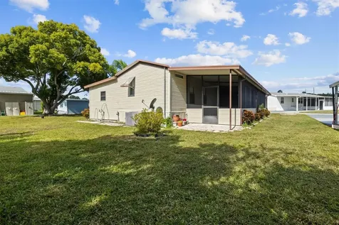 132 Orangewood Drive Lake Wales FL 33898