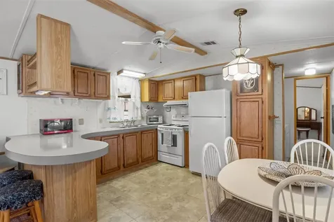 132 Orangewood Drive Lake Wales FL 33898
