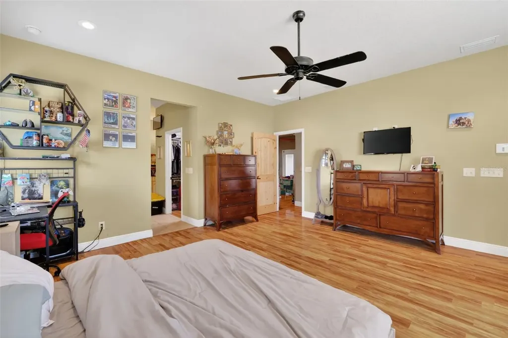 5713 Lake Street Mount Dora FL 32757