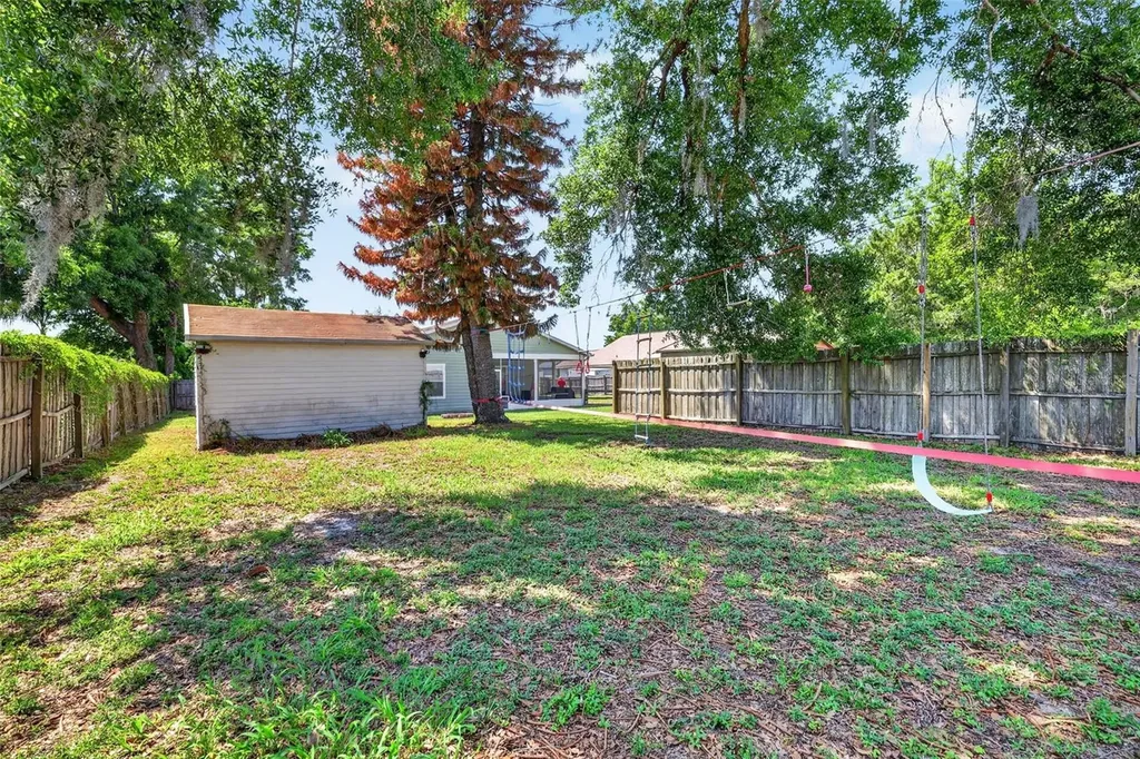 5713 Lake Street Mount Dora FL 32757