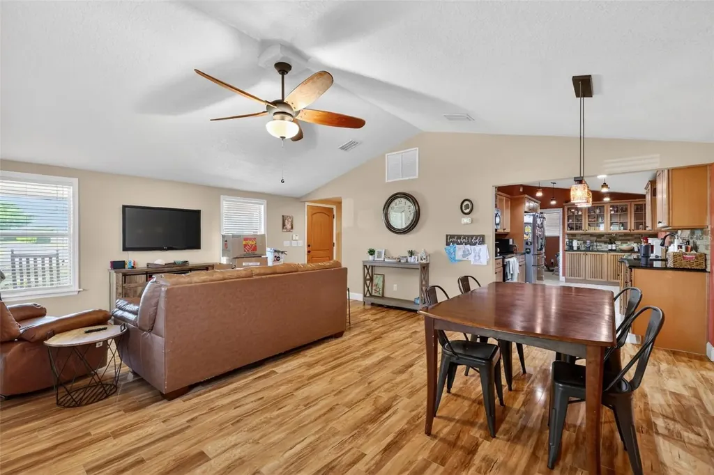 5713 Lake Street Mount Dora FL 32757