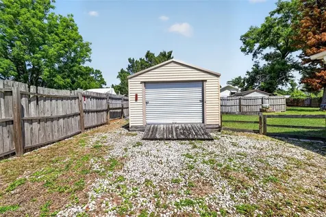5713 Lake Street Mount Dora FL 32757