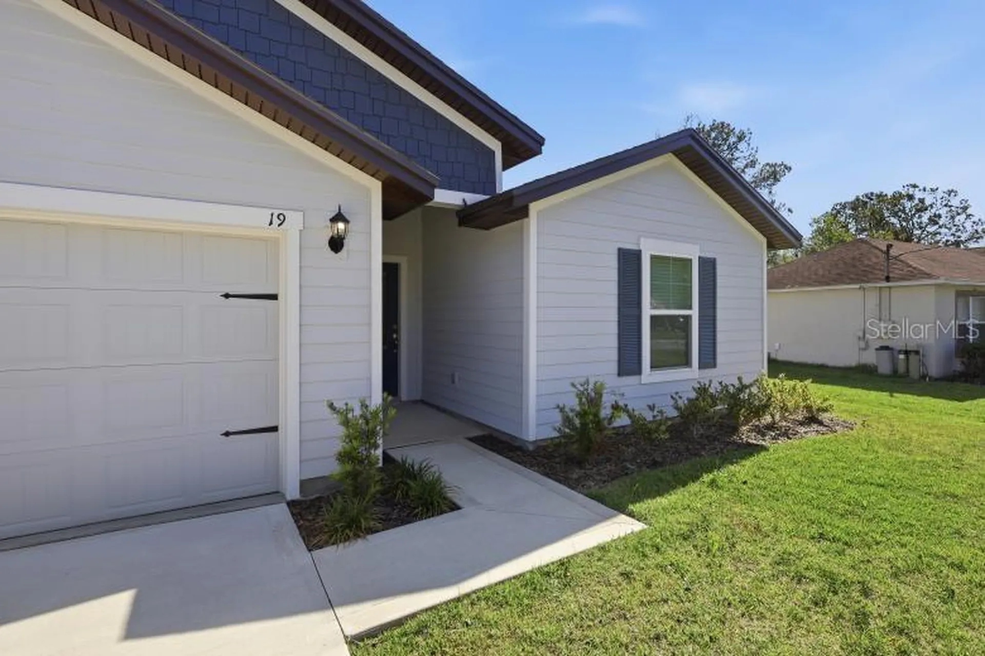 19 Pineapple Drive Palm Coast FL 32164