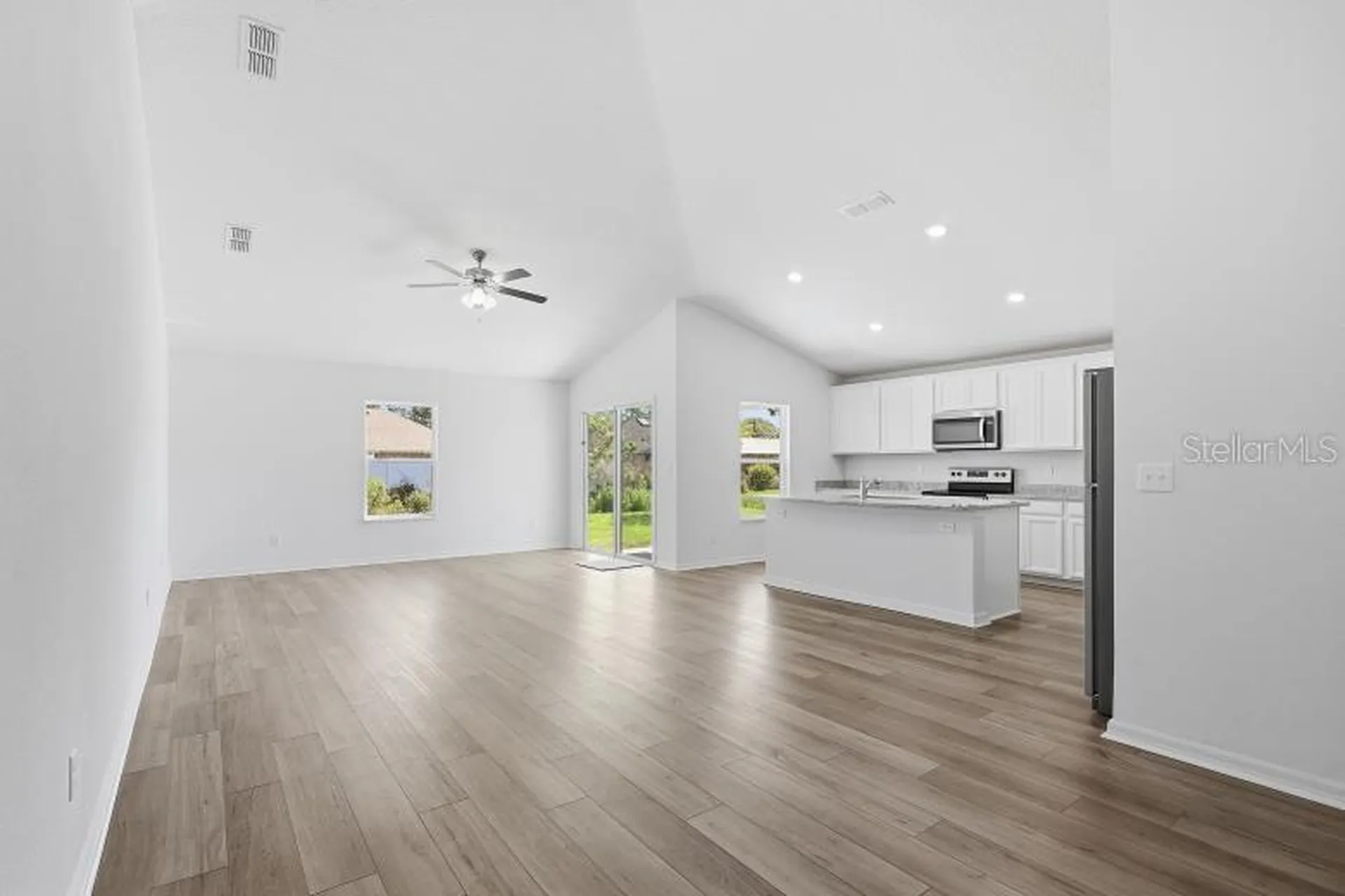19 Pineapple Drive Palm Coast FL 32164