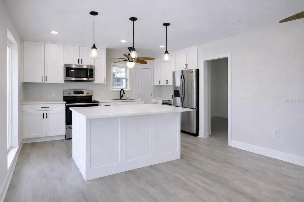 664 Mandalay Avenue Clearwater Beach FL 33767