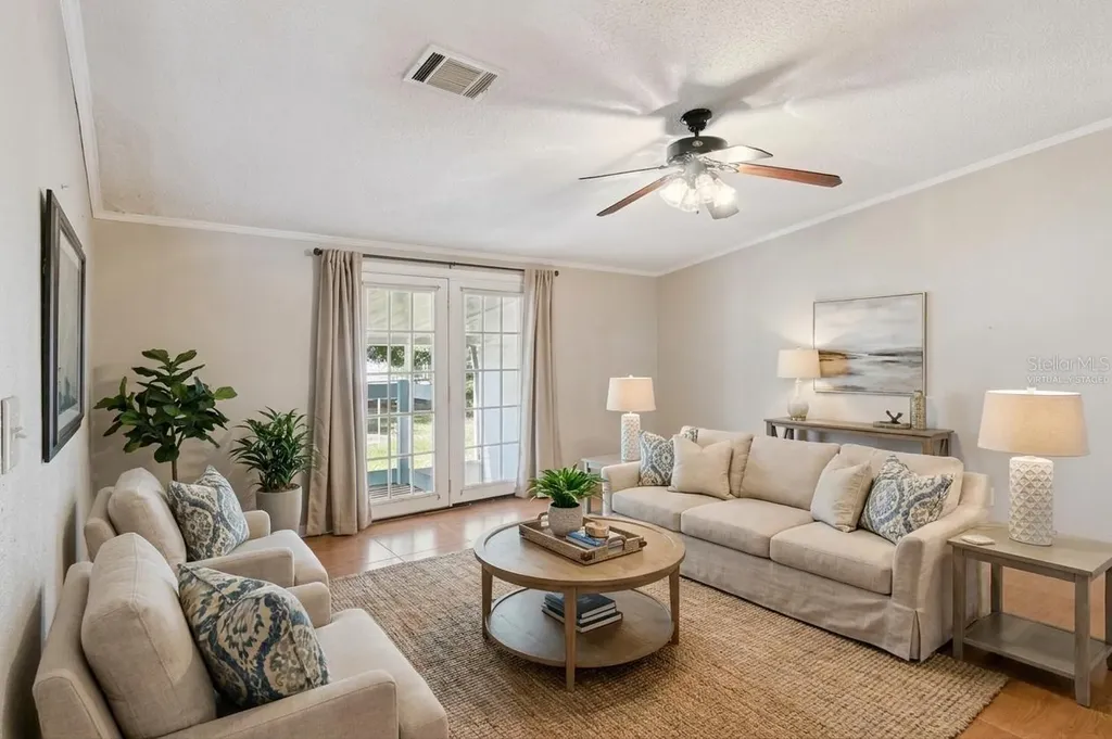 575 Lindsey Drive Lakeland FL 33809