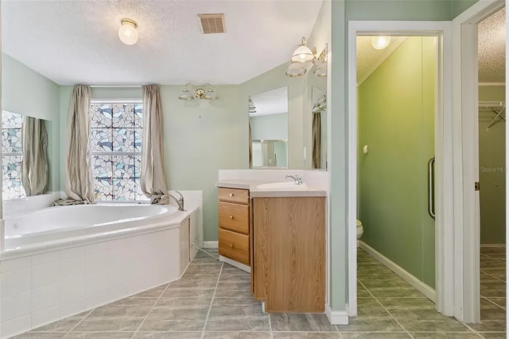 575 Lindsey Drive Lakeland FL 33809