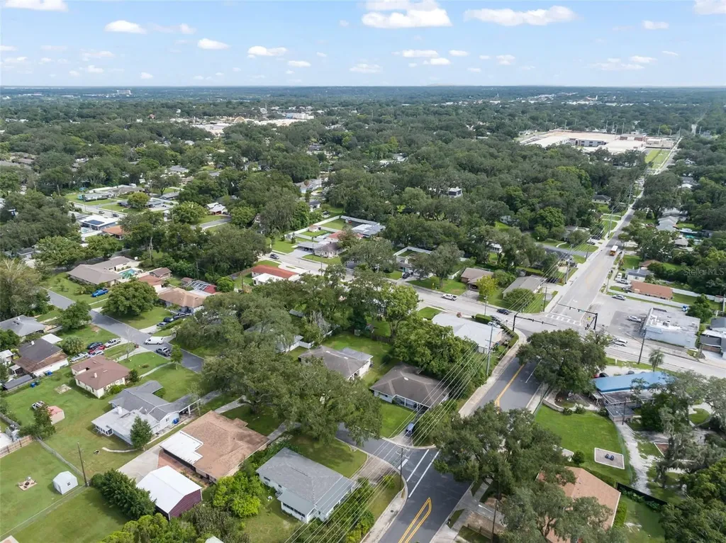715 W Beacon Road Lakeland FL 33803