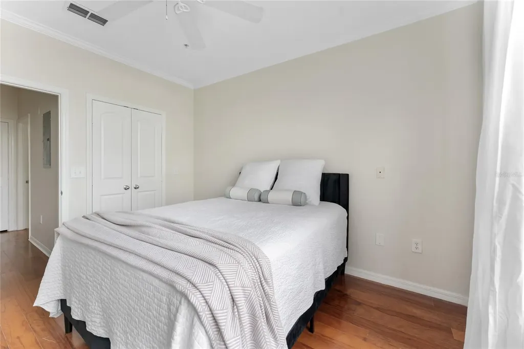4221 W Spruce Street Tampa FL 33607