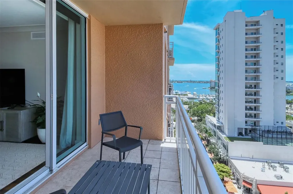 1350 Main Street Sarasota FL 34236