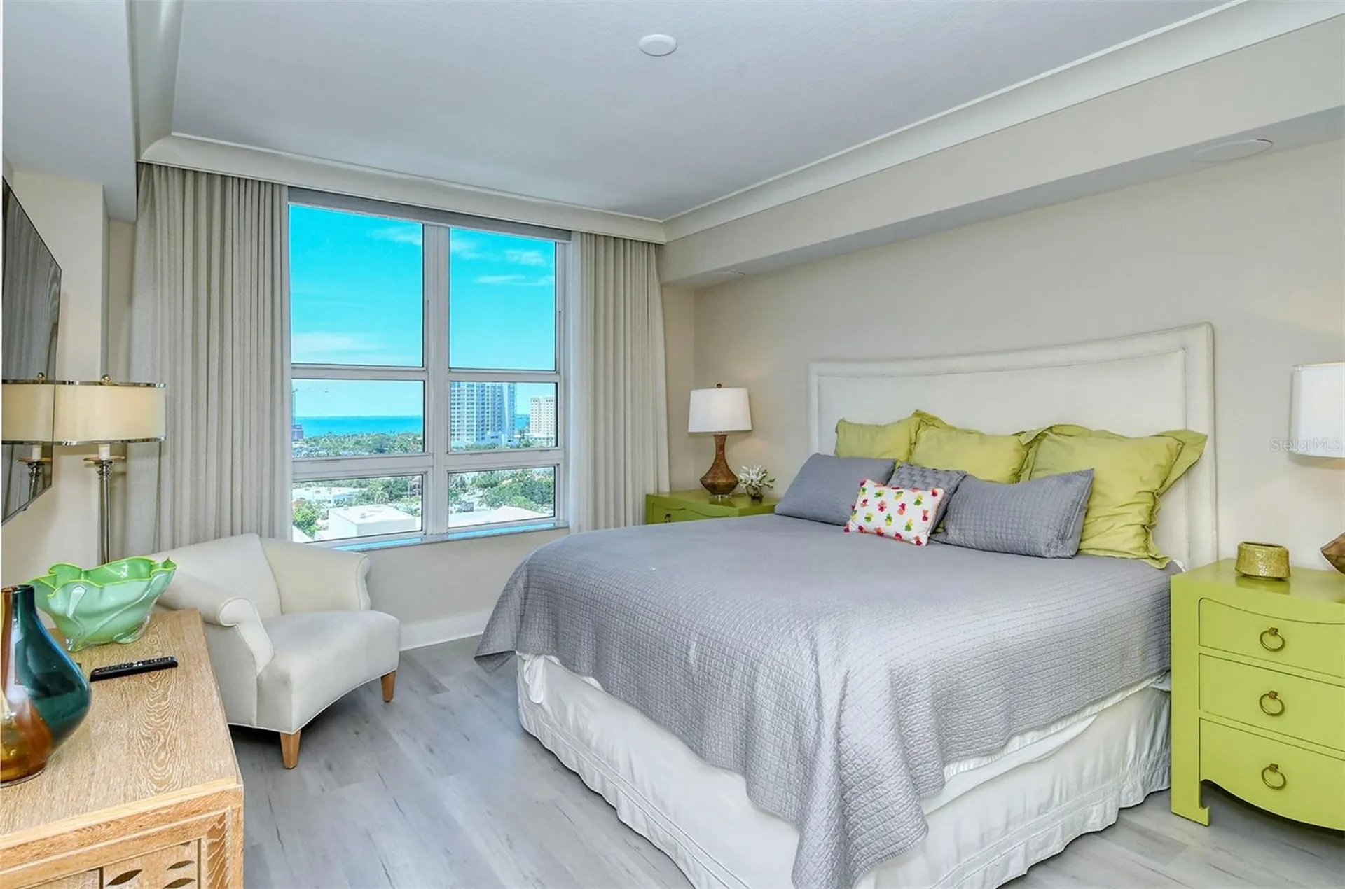 1350 Main Street Sarasota FL 34236