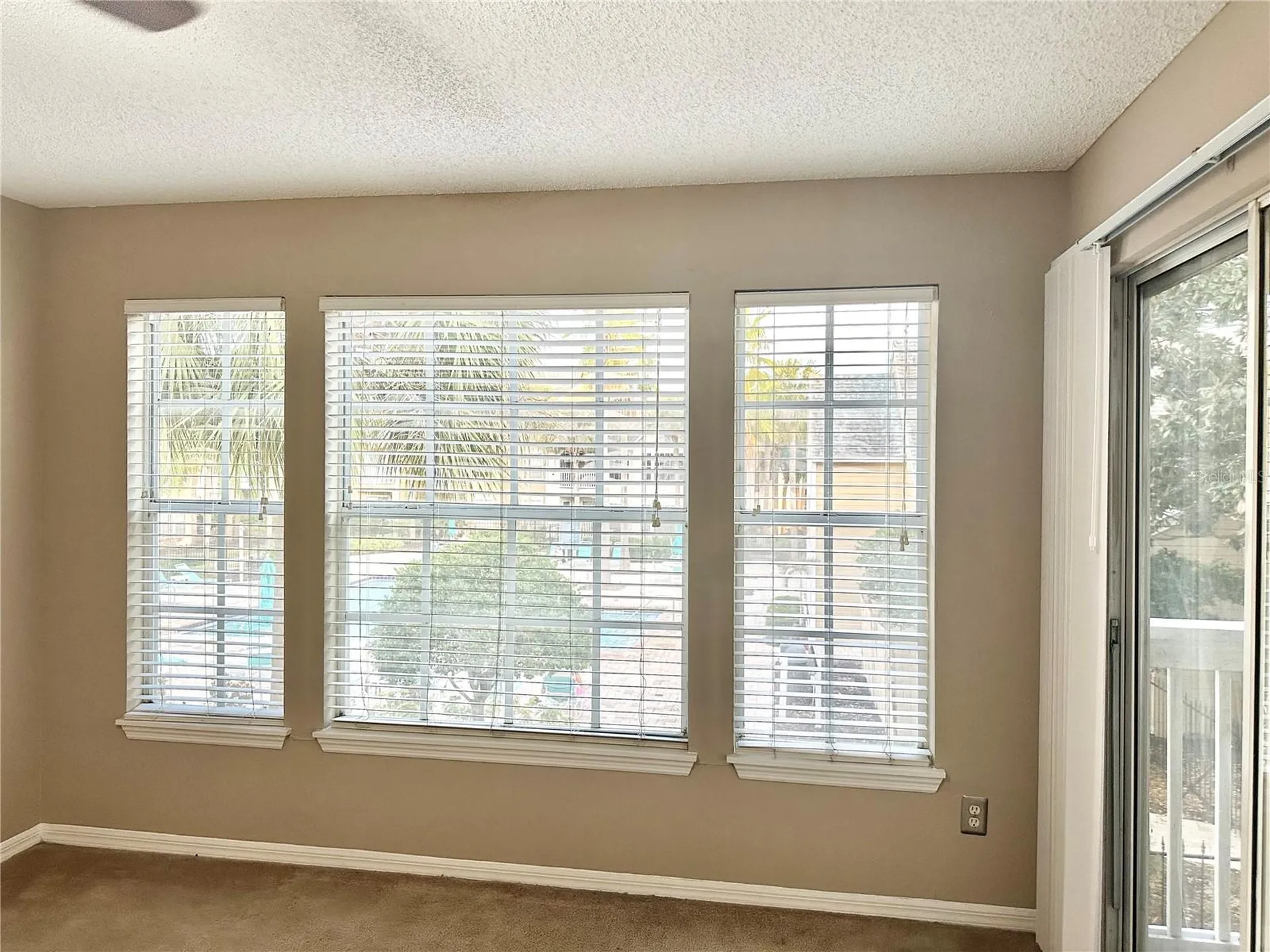 1055 S Hiawassee Road Orlando FL 32835
