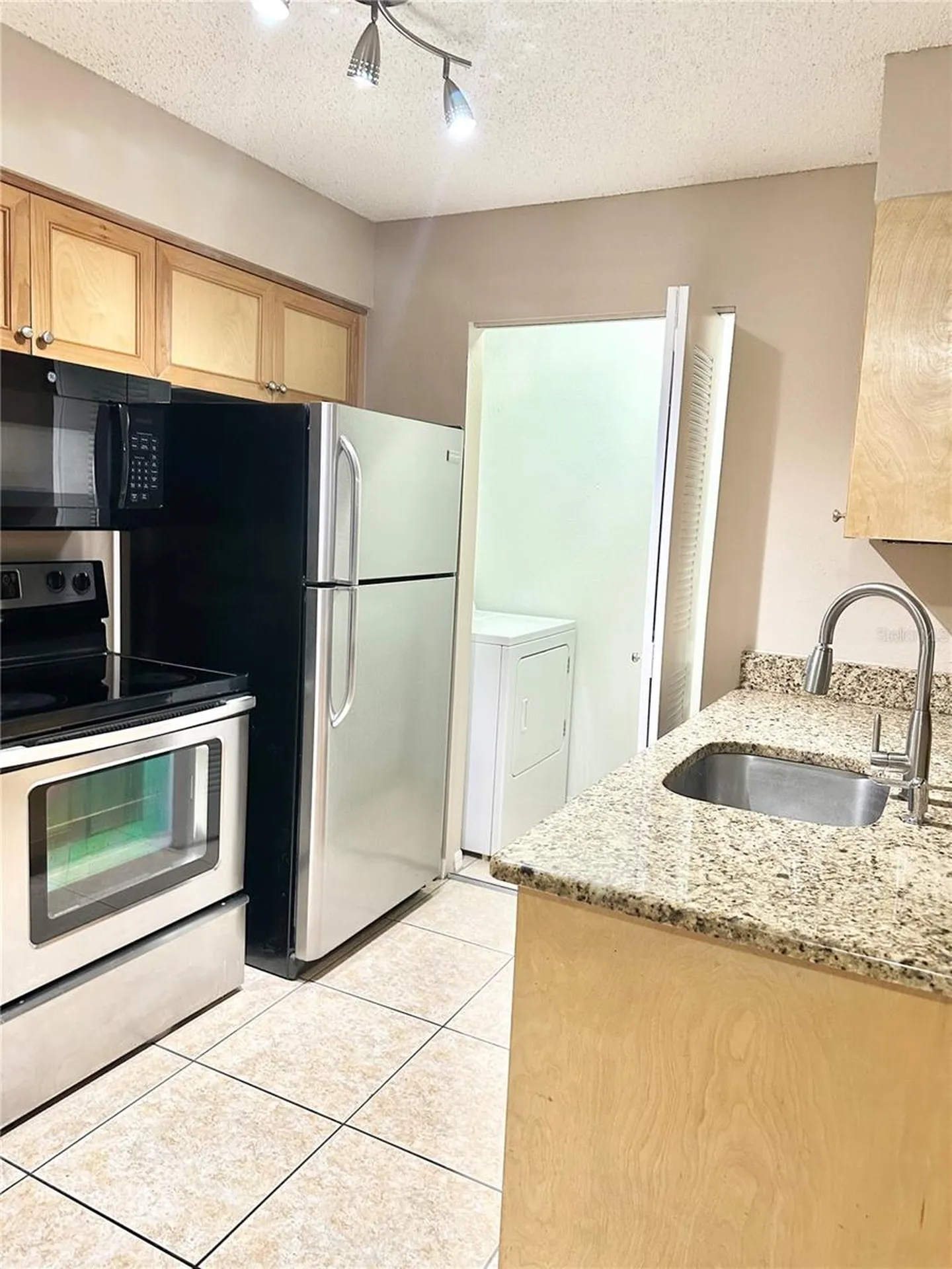 1055 S Hiawassee Road Orlando FL 32835