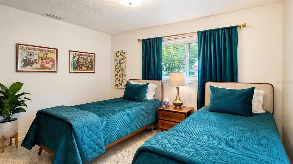 2945 Upper Tangelo Drive Sarasota FL 34239