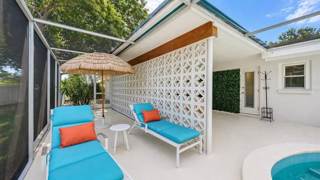 2945 Upper Tangelo Drive Sarasota FL 34239