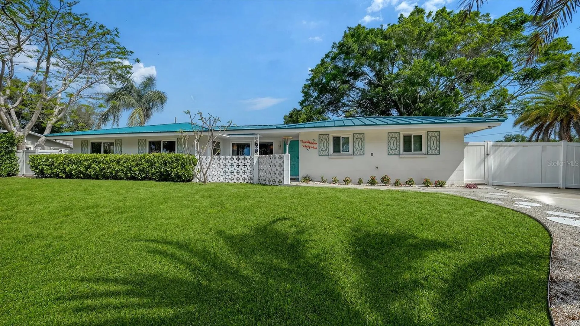 2945 Upper Tangelo Drive Sarasota FL 34239