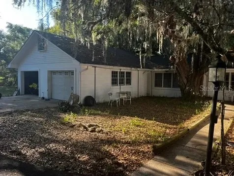 Dade City FL 33523