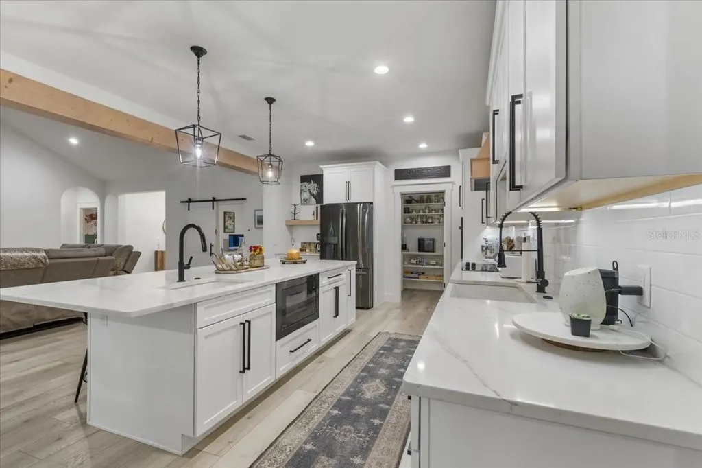 9061 Katherine Way Fanning Springs FL 32693