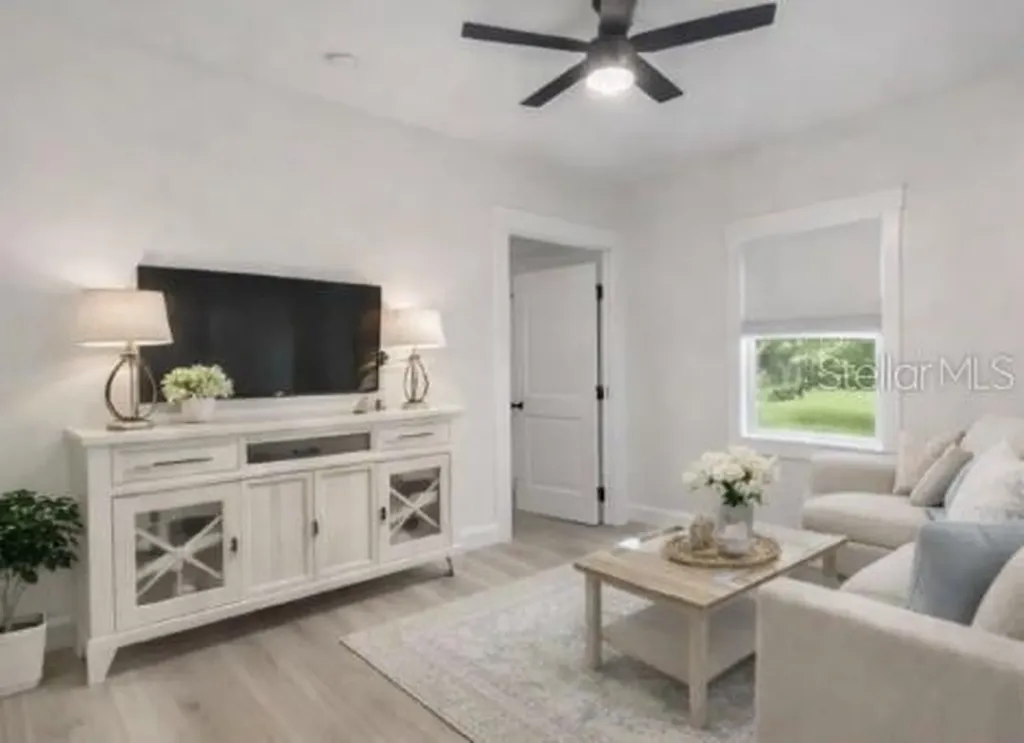 9061 Katherine Way Fanning Springs FL 32693