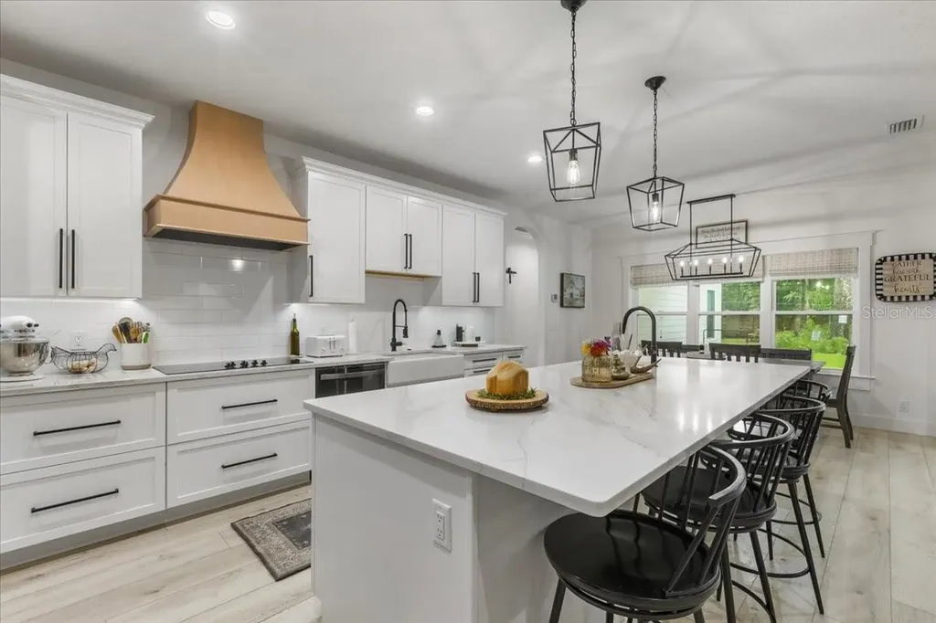 9061 Katherine Way Fanning Springs FL 32693