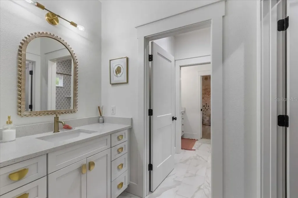 9061 Katherine Way Fanning Springs FL 32693