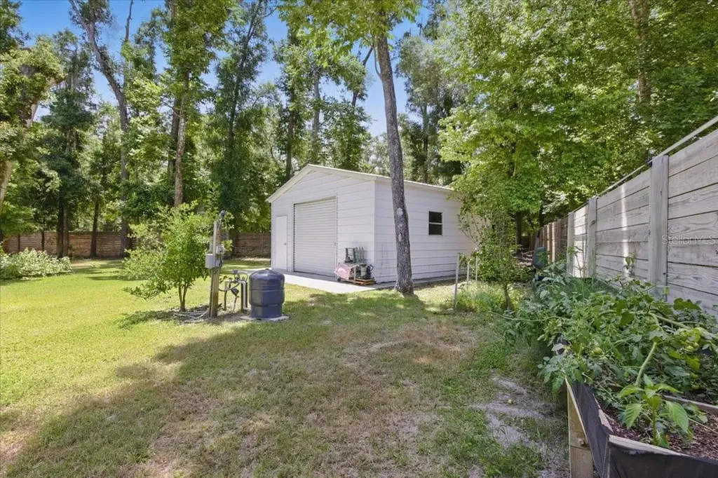 9061 Katherine Way Fanning Springs FL 32693