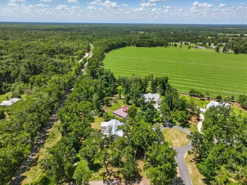 9061 Katherine Way Fanning Springs FL 32693