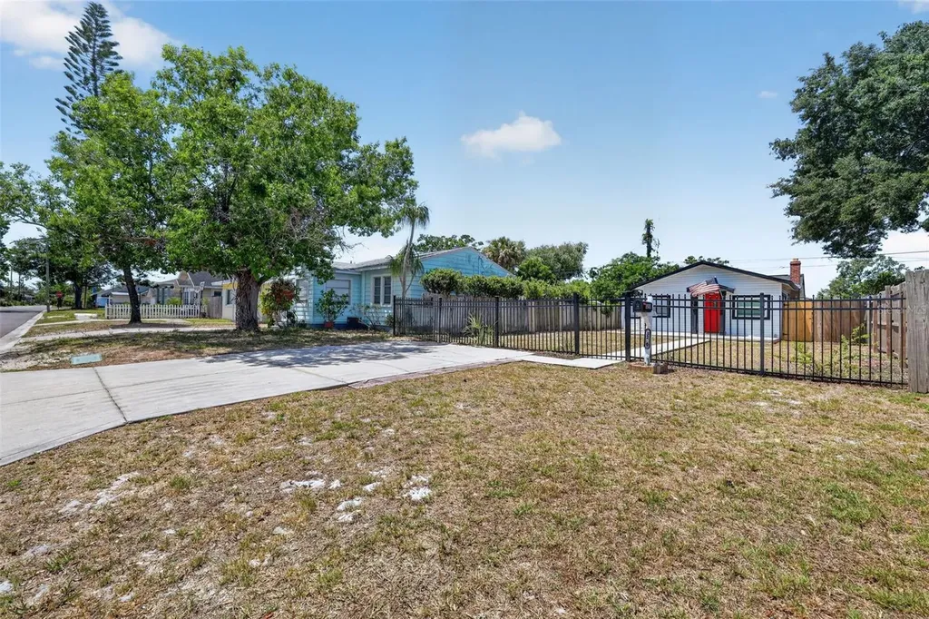 3250 Prescott Street N St Petersburg FL 33713