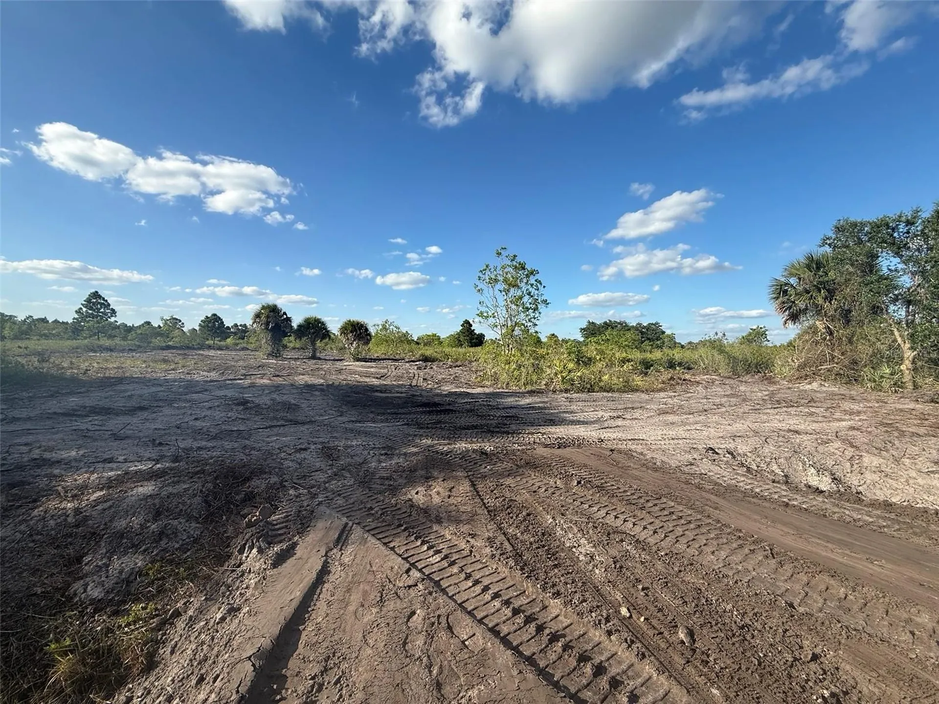 16219 NW 282nd Street Okeechobee FL 34972