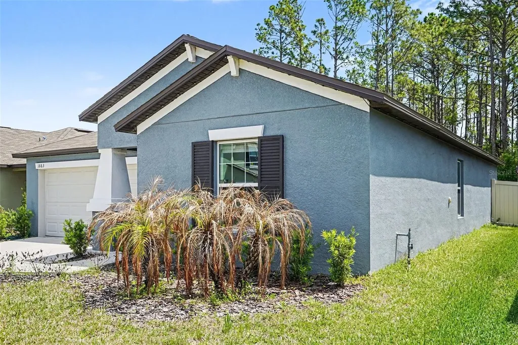 1863 Yellow Trail Lakeland FL 33801