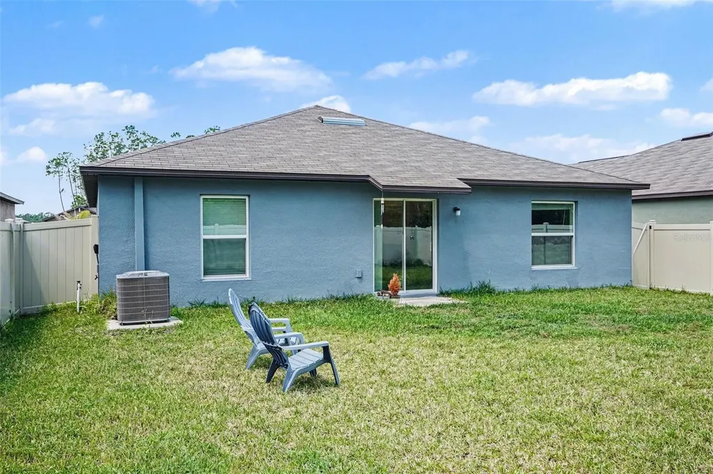 1863 Yellow Trail Lakeland FL 33801