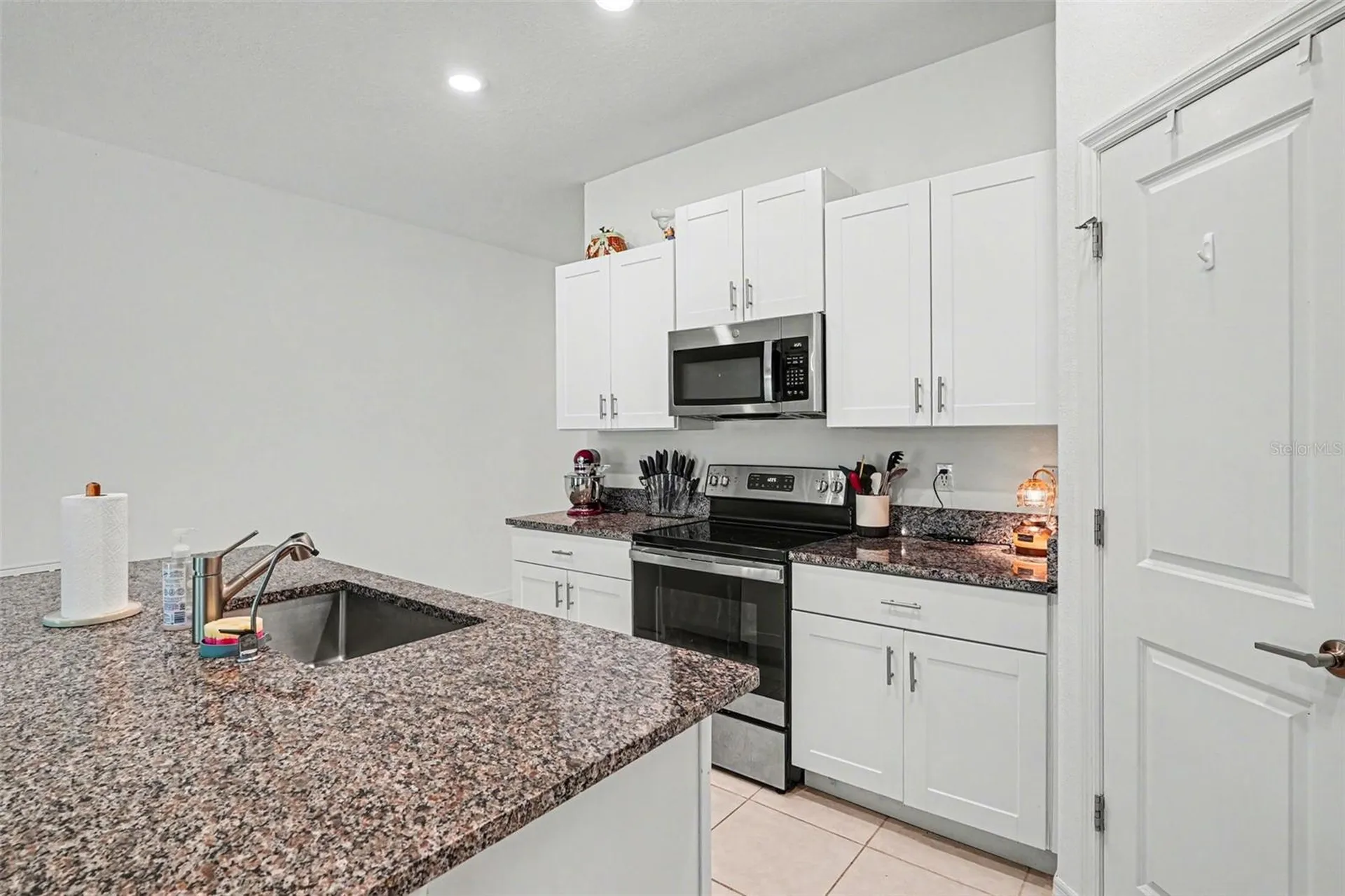 1863 Yellow Trail Lakeland FL 33801