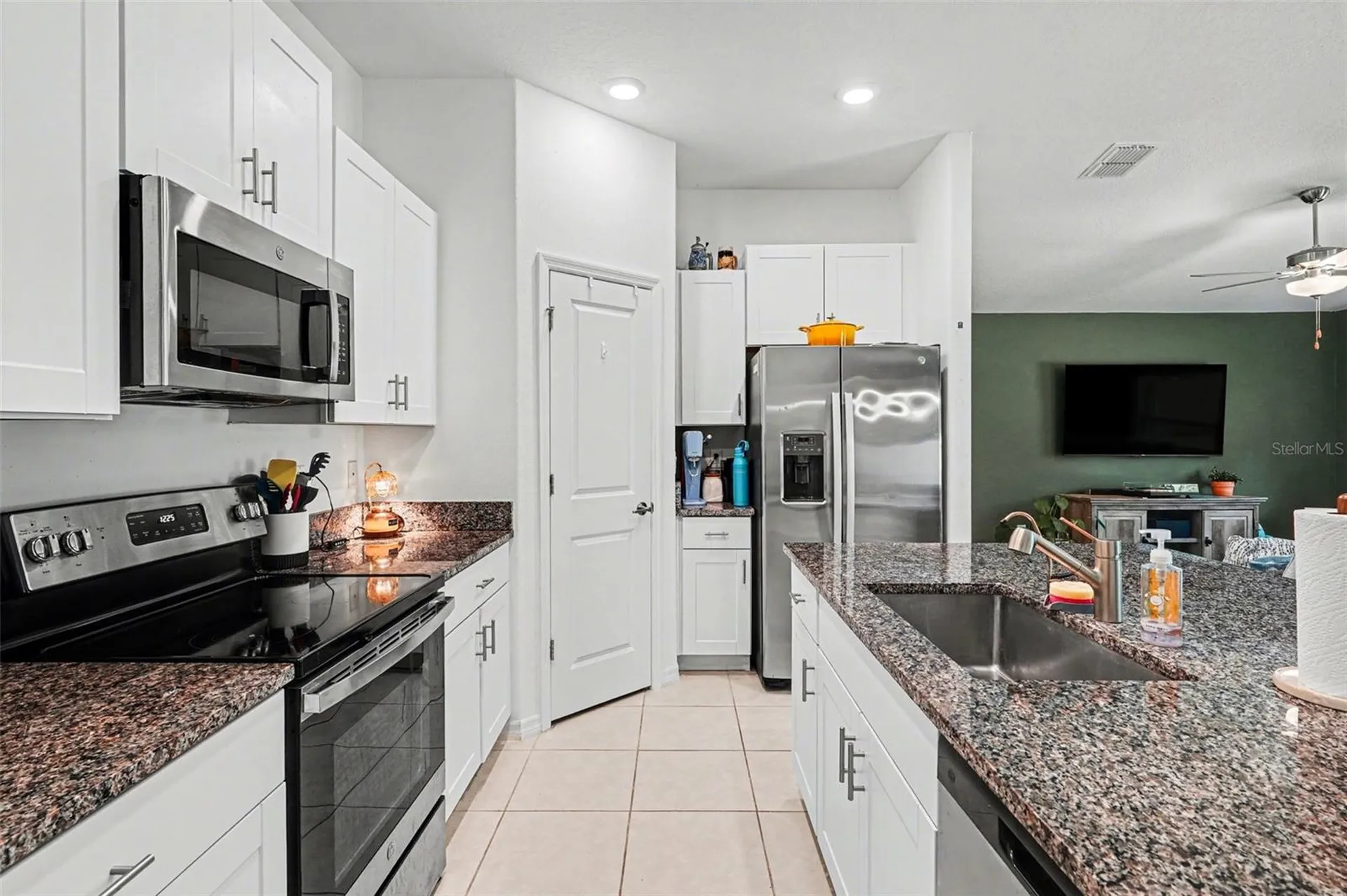 1863 Yellow Trail Lakeland FL 33801