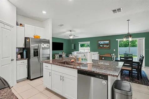 1863 Yellow Trail Lakeland FL 33801