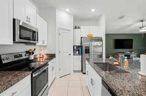 1863 Yellow Trail Lakeland FL 33801