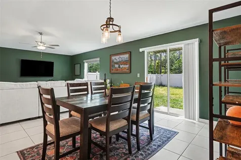 1863 Yellow Trail Lakeland FL 33801