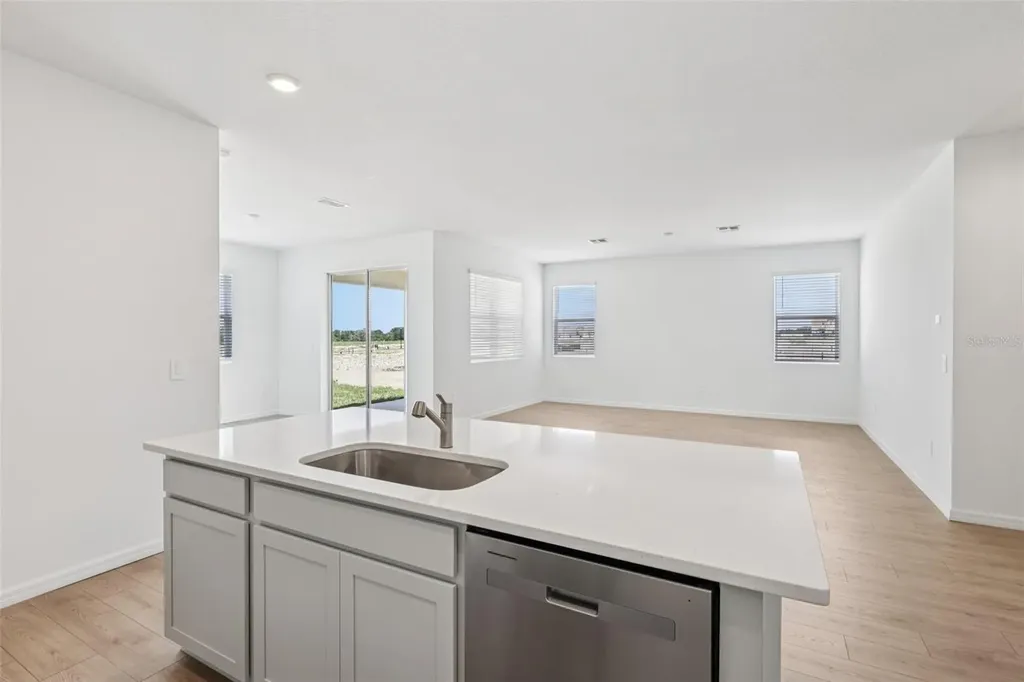 4664 Barberry Avenue Lakeland FL 33811