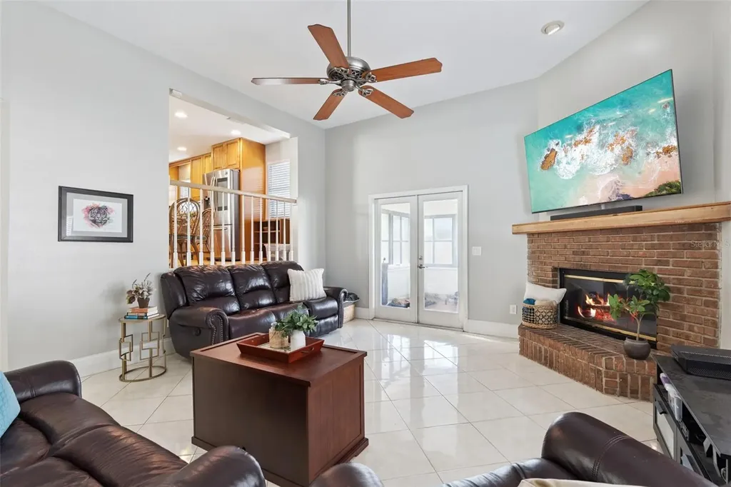 1458 Royal Circle Apopka FL 32703