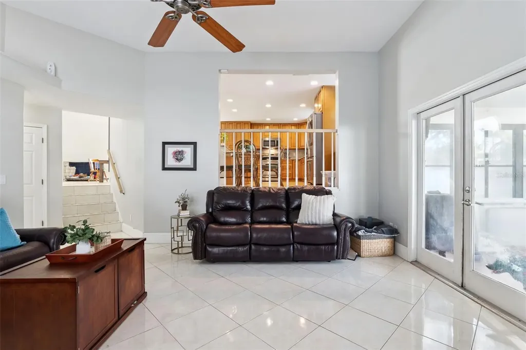 1458 Royal Circle Apopka FL 32703