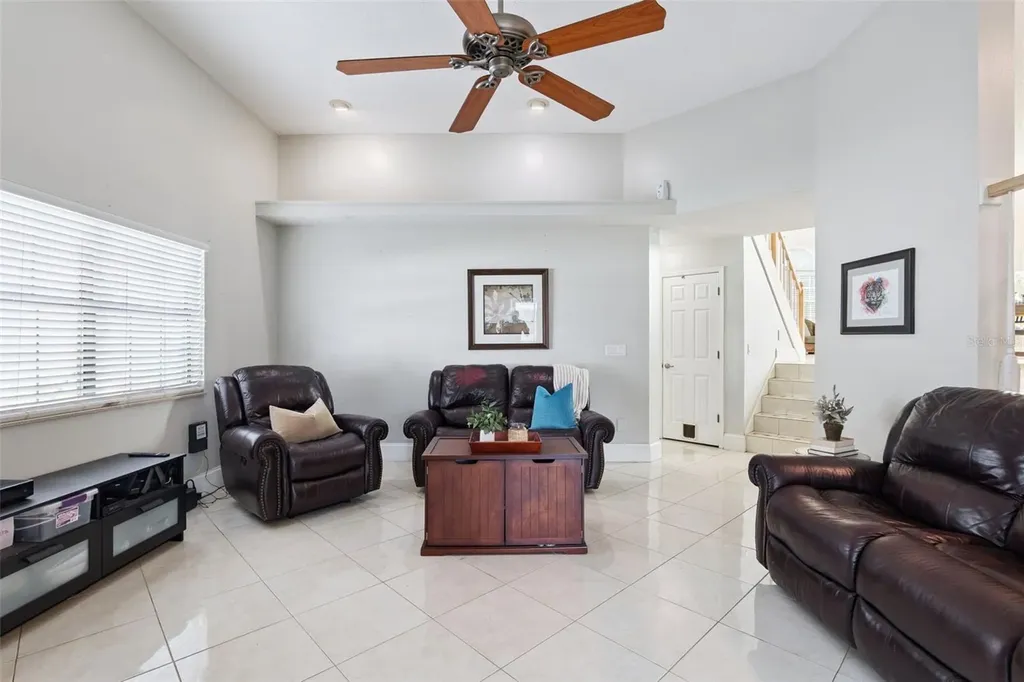 1458 Royal Circle Apopka FL 32703