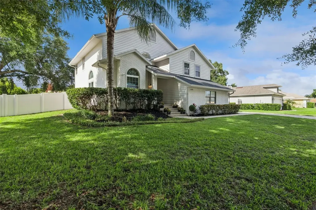 1458 Royal Circle Apopka FL 32703
