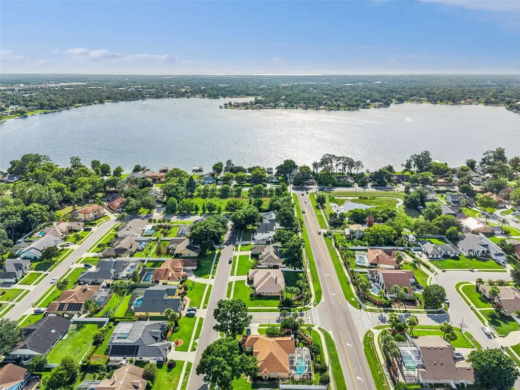 1458 Royal Circle Apopka FL 32703